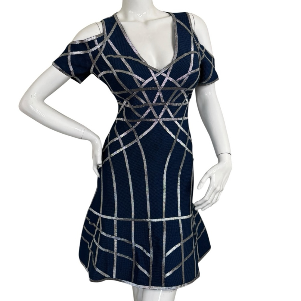 HERVE LEGER VERONIKKA CAGED STRAPPY SEXY RARE COLD-SHOULDER FLUTE DRESS Sz L - Picture 13 of 17